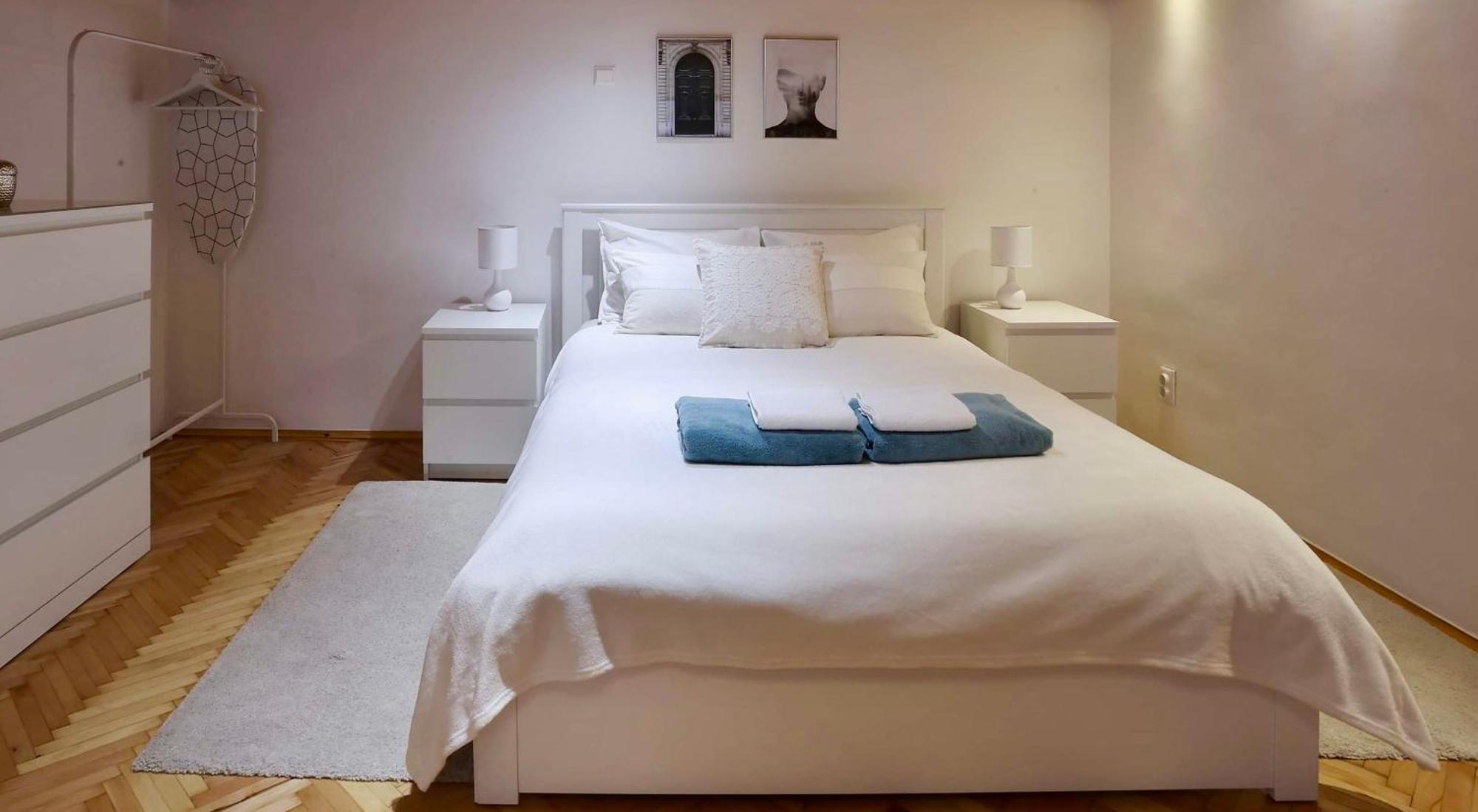 Christie'S Downtown Apartment Budapest Kültér fotó